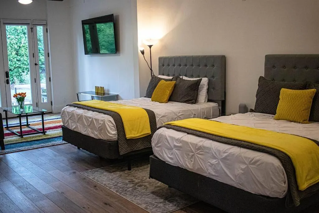 Holiday home Estee Lauder - Luxury Movie Colony Villa Pool, Spa, Walk To Dt Palm Springs United States