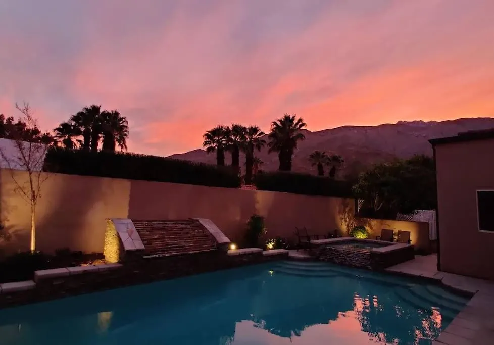 Holiday home Estee Lauder - Luxury Movie Colony Villa Pool, Spa, Walk To Dt Palm Springs United States
